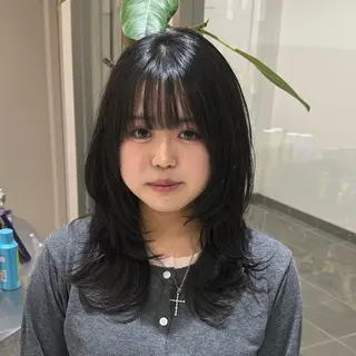 ロング 韓国レイヤー｜ 透明感カラー｜ココナのヘアスタイル