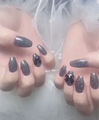 ネイル Hin Nailsのネイルデザイン