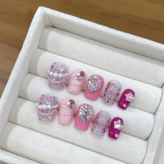 ネイル KIMI 🐰のネイルデザイン