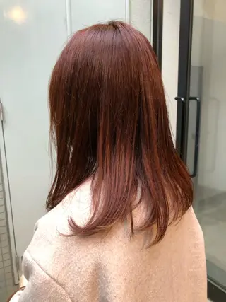 カラー 竹内 絢香のヘアスタイル