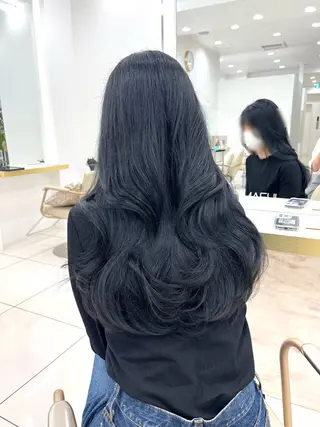 ロング カラー 國藤 彩のヘアスタイル