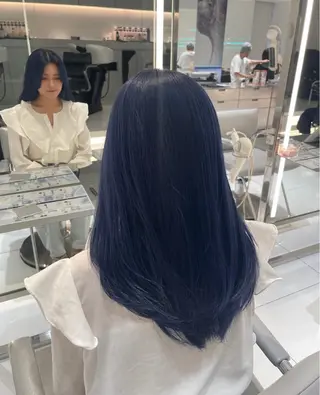 ロング udaハイトーン /ボブ/レイヤーのヘアスタイル