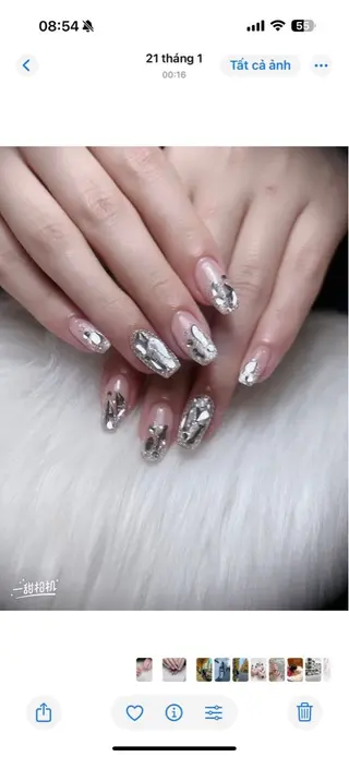 ネイル HIN NAILのネイルデザイン