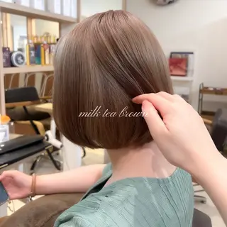 ショート 透明感カラー☁️岩永 侑奈のヘアスタイル