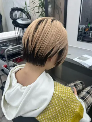 ショート カラー 🌻【ショート特化 美容師】いつき🌻のヘアスタイル