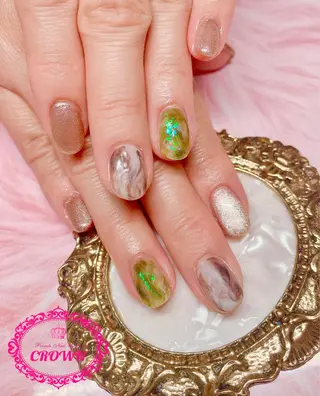 ネイル CROWN プライベートサロンのネイルデザイン