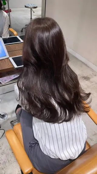 カラー のり🐼顔まわり/ 韓国/レイヤーカットのヘアスタイル