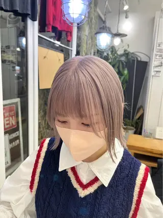 ショート カラー Henmi Harukaのヘアスタイル