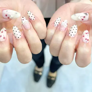 ネイル pool SHIBATAのネイルデザイン