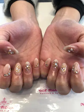 ネイル ネイルリボン 受付スタッフのネイルデザイン
