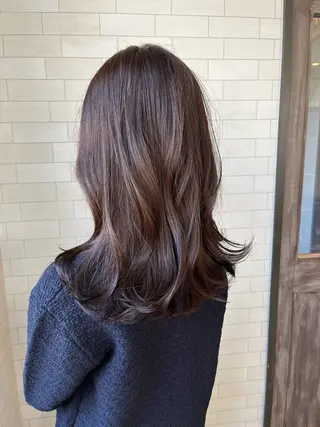 ミディアム 井上 光のヘアスタイル