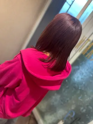 セミロング カラー 佐々木 麻純のヘアスタイル