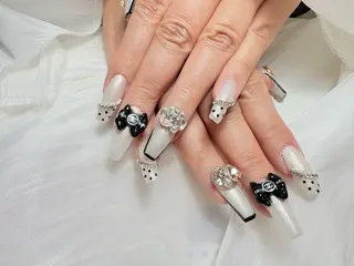 ネイル yiyi ネイルサロンのネイルデザイン