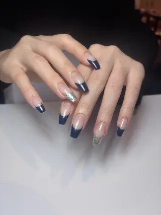 ミディアム Siita Yukiのネイルデザイン