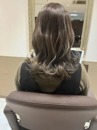 ミディアム カラー 坂井田 浩樹のヘアスタイル