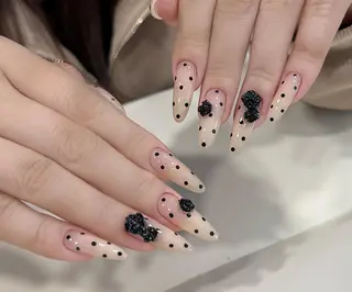 ネイル Pure&Rich Nailのネイルデザイン