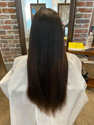 ロング パーマ 沖田 舞衣のヘアスタイル
