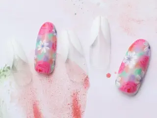 ネイル mano nella manoのネイルデザイン