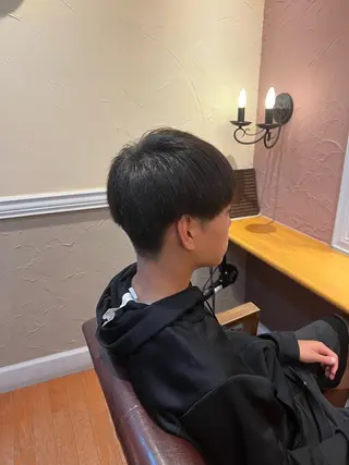 メンズ ビューティーサロンヌーベル一ノ割店所属・大内 芹菜のヘアスタイル