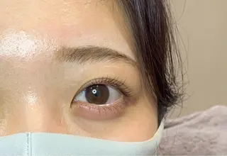 マツエク・マツパ 加藤 遥花のヘアスタイル