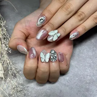 ネイル 次田 春花のネイルデザイン