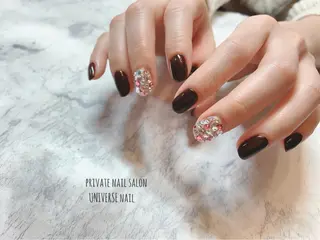 ネイル UNIVERSEnail所属・ネイリスト YUKIのネイルデザイン