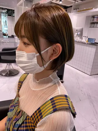 ショート 赤み消し韓国ヘア レイヤー縮毛🤍渡邉のヘアスタイル