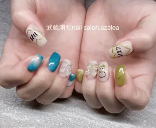 ネイル R inのネイルデザイン