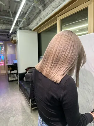 ミディアム カラー ハイトーン&髪質改善 &韓国エクステ🤎のヘアスタイル