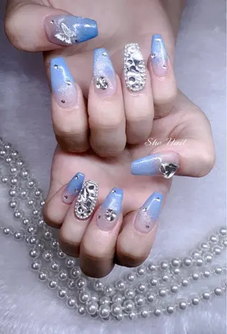 ネイル ISA_ BELLAのネイルデザイン