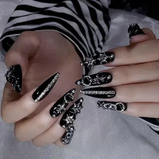 ネイル Queens ひなのネイルデザイン