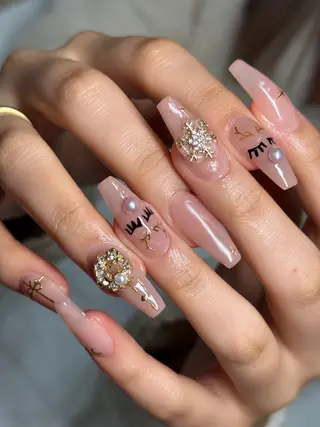 ネイル private salon TOMOMINAILs所属・TOMOMI NAILsのネイルデザイン