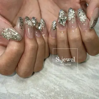 ネイル S. JEWELのネイルデザイン