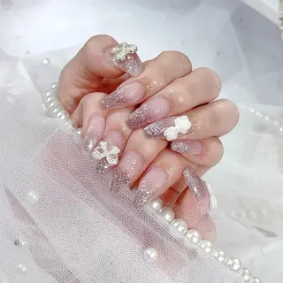 ネイル nailsalon Miss Shirley所属・Miss Shirley新宿のネイルデザイン