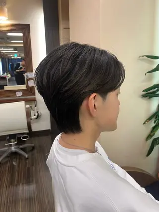 パーマ メンズ 韓国レイヤー ☁️🫧森ハリス誠一のヘアスタイル