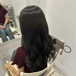 ロング カラー ✨ハイトーン/暗髪/ ハイライト/松岡✨のヘアスタイル