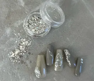 ネイル & renewのネイルデザイン