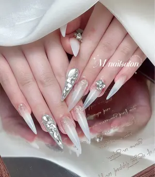 ネイル M🌷nail 長さだし専門店のネイルデザイン