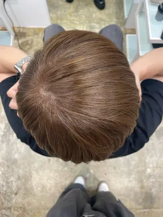 ショート カラー H I ＮＡのヘアスタイル