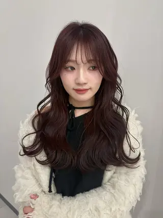 セミロング Zina京都河原町店所属・透明感ベージュカラー yumekaのヘアスタイル