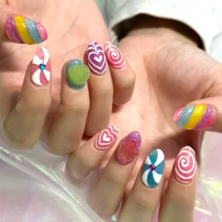 ネイル 【OKIKA】 らん🦖🌈🧡のマツエク・マツパデザイン