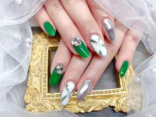 ネイル マジック ミラーのネイルデザイン