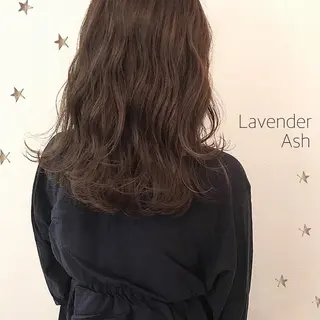 セミロング カラー 市川 千夏のヘアスタイル