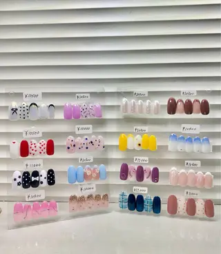 ネイル Raduga Nail Design所属・🤎🩷 AnnaMariyaのネイルデザイン