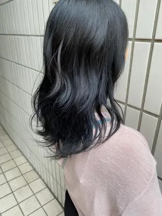 ショート カラー 柴田 翔太郎のヘアスタイル