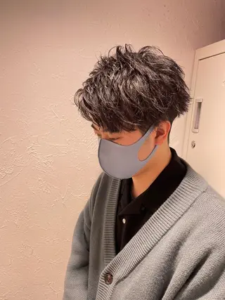 ショート カラー パーマ ヘアアレンジ メンズ キッズ ネイル マツエク・マツパ アイブロウ スパイキー/フェザー /波巻き/かいとのヘアスタイル