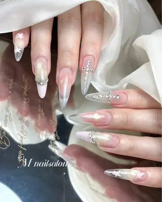 ネイル M🌷nail 長さだし専門店のネイルデザイン