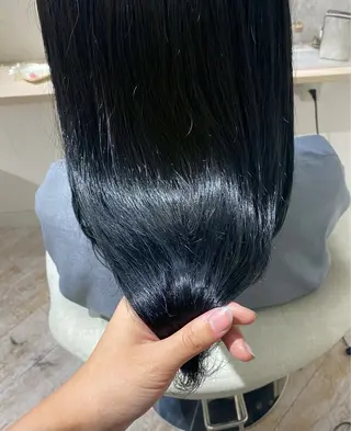 ミディアム カラー 山本 優音のヘアスタイル
