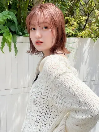 ミディアム カラー 前田 陽南子のヘアスタイル