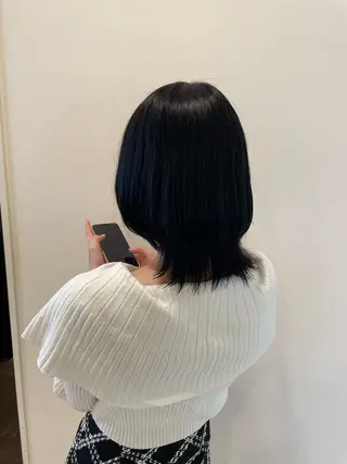 ミディアム カラー 伊藤 綾のヘアスタイル